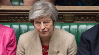 Британският премиер Тереза Мей от днес обмисля възможен четвърти опит