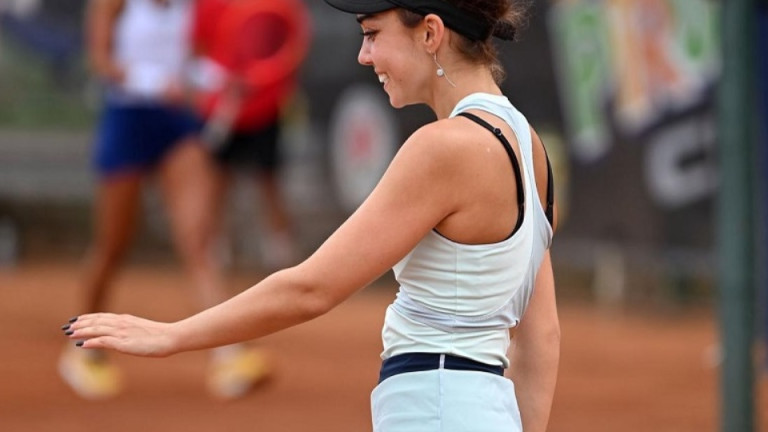 Беатрис Спасова на четвъртфинал на двойки в Ираклион