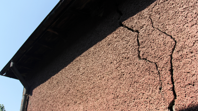 Падна част от сградата на Селскостопанската академия в София