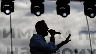 Руският опозиционер Алексей Навални съобщи че е задържан от полицията