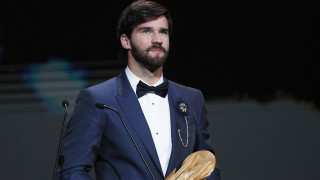 Стражът на Ливърпул Алисон бе определен за най добър вратар за