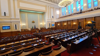Договорката за БНБ щяла да се реши в кабинета на Делян Пеевски