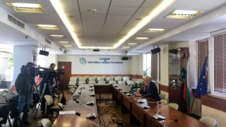 Членовете на Комисията за енергийно и водно регулиране отмениха следобедното