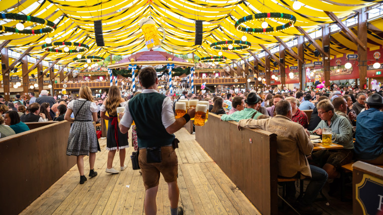 Епидемията в Германия удари и продажбите на бира