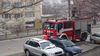 Апартамент се запали в Благоевград, вътре нямало никого