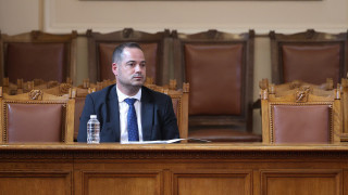 Съпредседателят на ПП Кирил Петков се опитвал да се меси