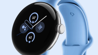 Миналата година Pixel Watch стартира с ограничени функции но Google