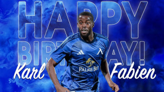 Освен този на Божидар Искренов Гибона в Левски празнуват още един