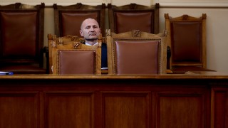 Служебният енергиен министър Росен Христов чул доста обвинения за Плана