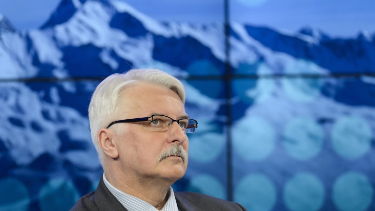 Полският външен министър „създаде” нова държава в света – Сан Ескобар