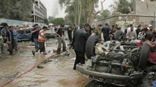 Терористи с камиони убиха 132 души в Багдад