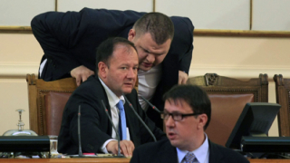 Ще имаме ли енергетика, пита Куюмджиев в НС
