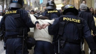 Сърбия обяви че в Чехия е бил арестуван въоръжен сърбин