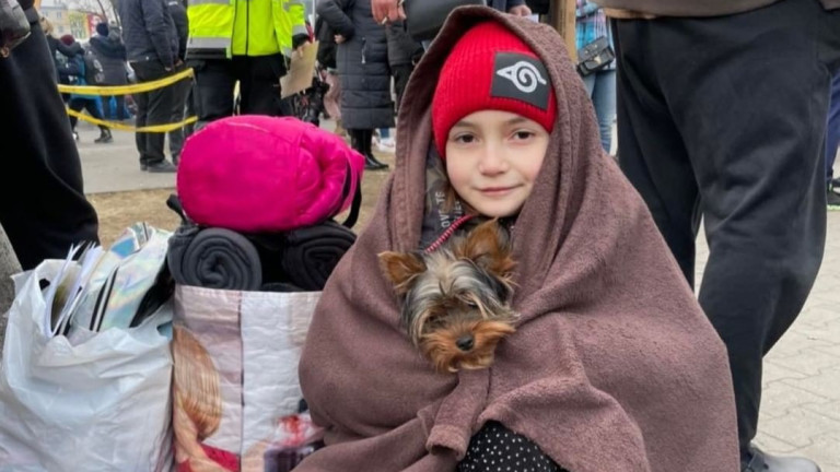 Близо две трети от всички украински деца са избягали от