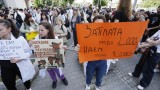 Здравното министерство приема исканията на медиците, но не решава пряко за парите им