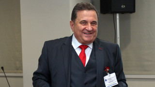 Енергийният експерт проф Атанас Тасев е починал днес Той беше