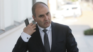 Шофьорите да променят манталитета си, призова Цветан Цветанов