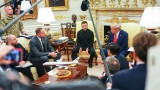 Зеленски предаде писмо от жена си до Мелания Тръмп. Пощальонът ще е Доналд Тръмп