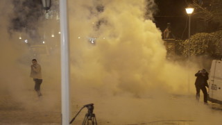 Продължават протестите в Тирана Опозицията в Албания иска избори съобщава