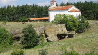 В сила остава забраната за ползване на минералния извор в