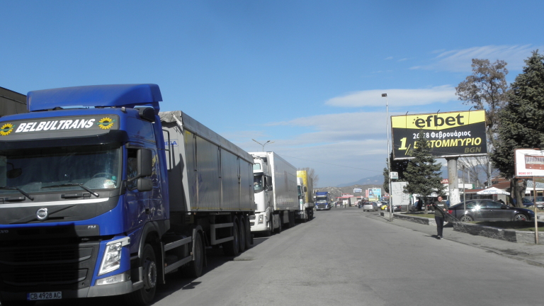 Борисов иска ЕК да се намеси за гръцката блокада