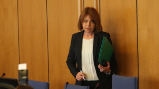 Фандъкова не очаква по-скъп билет за градския транпорт заради тол системата