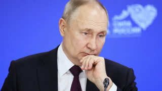Руският президент Владимир Путин се обади по телефона на новия