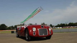 Конкурс за елегантност само за Ferrari