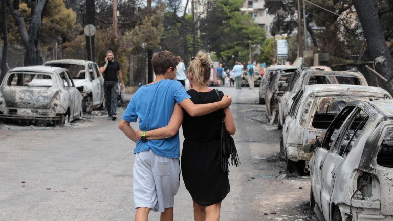 Пожарите в Гърция взеха 74 жертви, 188 са ранените 