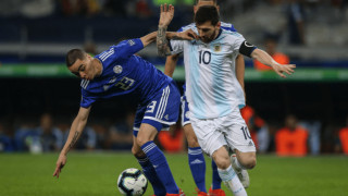 Аржентина изигра нов слаб мач на Копа Америка и стигна