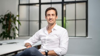 Швейцарският милиардер Гийом Пуза който стои зад финтех компанията Checkout com