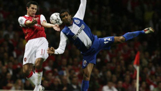 Арсенал постигна втора победа