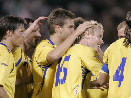 Швеция и Унгария завързаха люта борба за Евро 2012