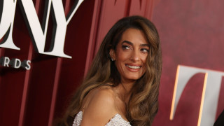 Тя не е холивудска звезда но изглежда точно така Тя