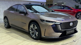 Най новият електрически автомобил на Mazda вече се продава и е