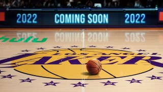 Hulu ще разкажат най-славната част от историята на Лейкърс