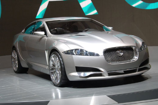 Jaguar XF е новата надежда на Ford