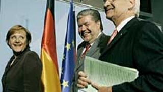 Меркел започва преговори за коалиция