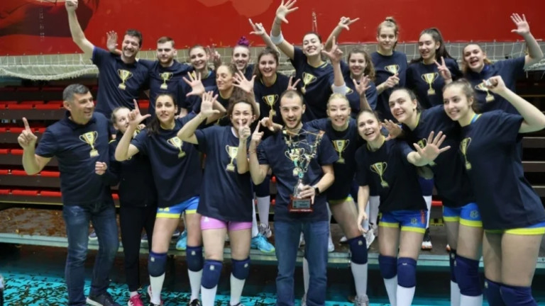 Волейболният отбор на Марица (Пловдив) защити трофея си от турнира