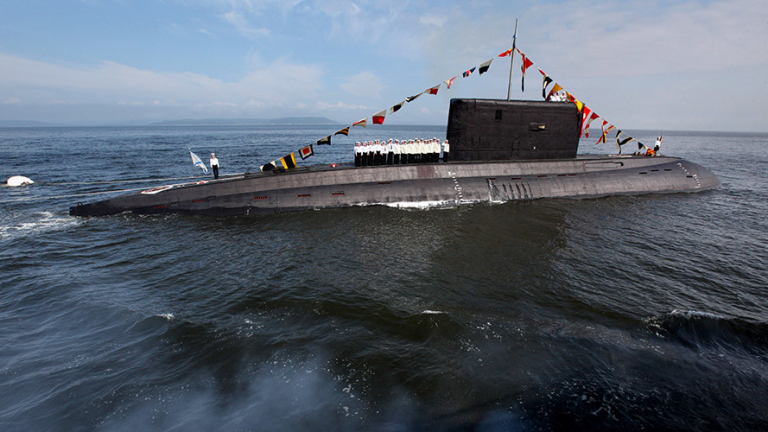 Русия използва подводница в Средиземно море за удари по ДАЕШ