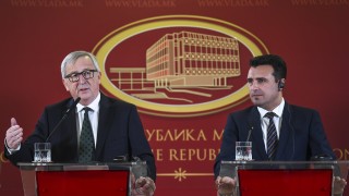 Разрешете спора с Гърция и до няколко месеца можете да получите покана за ЕС, обяви Юнкер в Скопие