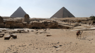 Отложете пътуванията до египетските курорти, съветва Външно