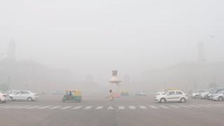 Шофьорите в най-замърсения град в света вече ще ползват само най-чистото гориво