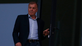 Няколко големи компании се заемат с издръжката на Левски