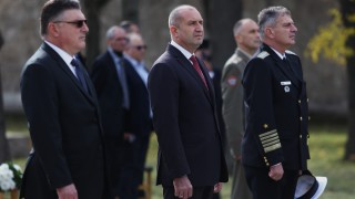 Християнската любов е по силна от смъртта Затова нека днес се