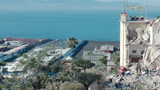 5-етажна сграда рухна в Италия, осем души липсват