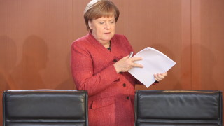 Канцлерът на Германия Ангела Меркел заяви че политиката на Иран