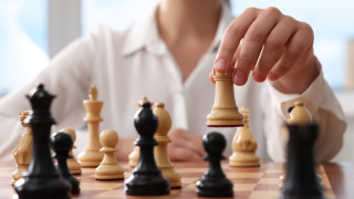 Шахът е игра на абсолютен контрол Няма случайност само