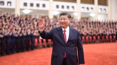 Историческа резолюция нареди Си Дзинпин до Мао и го циментира на власт