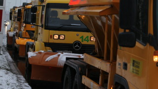 В София започва обработка на пътища срещу заледяване